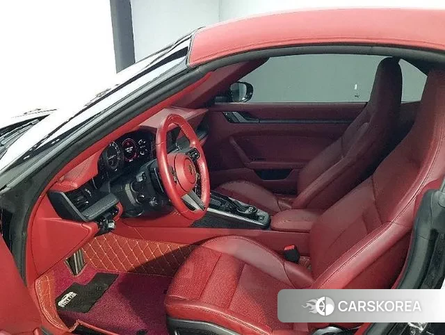 Porsche 911(992) id 2965810 из Кореи 17