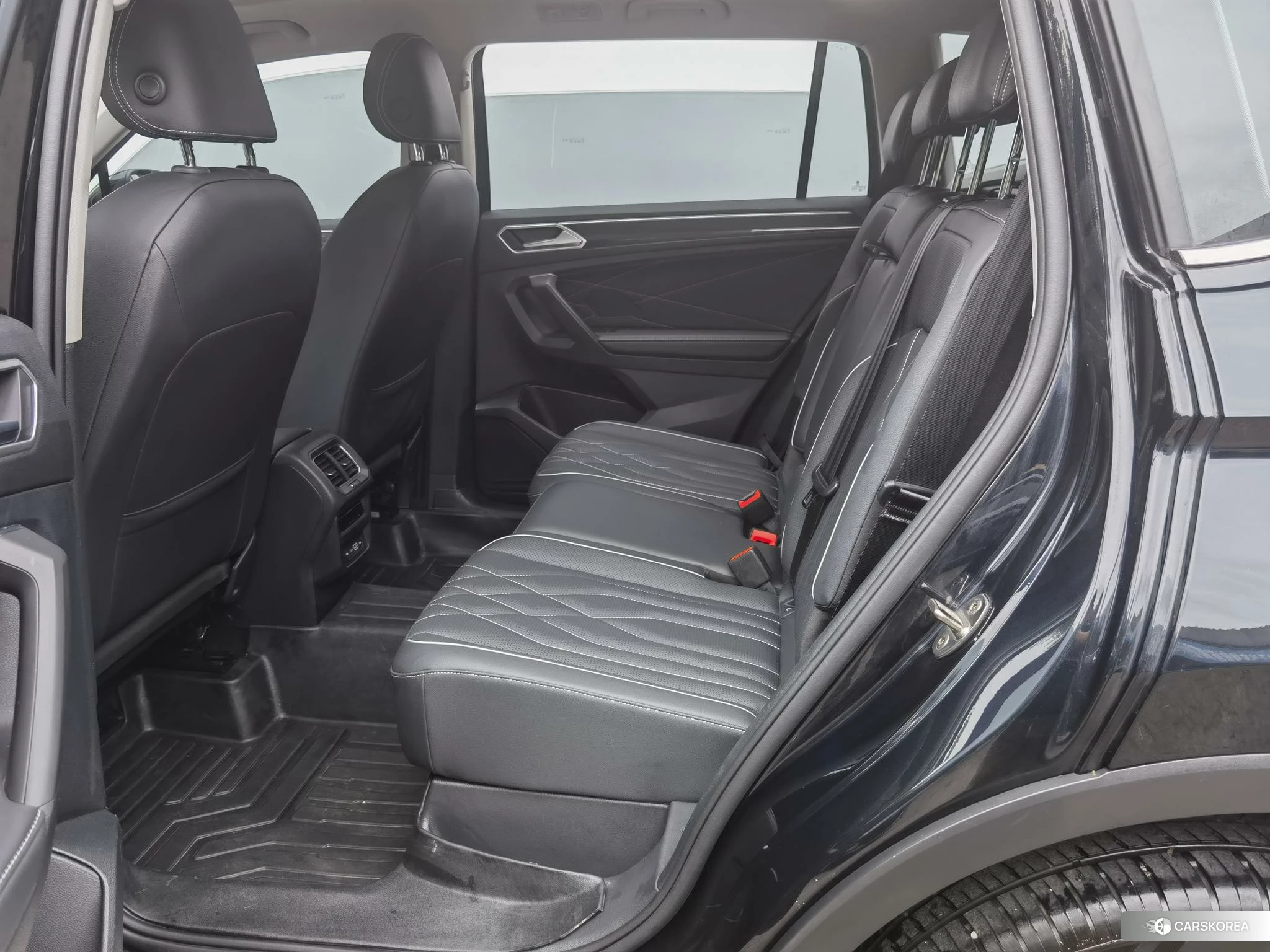 Volkswagen Tiguan L id 4512526 из Китая 10