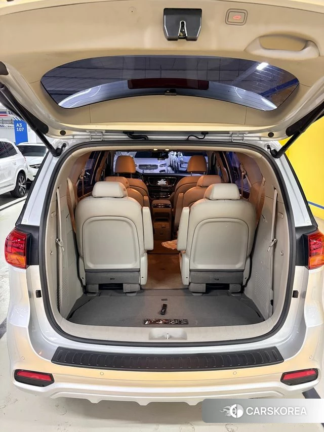 Kia The New Carnival id 4305143 из Кореи 7