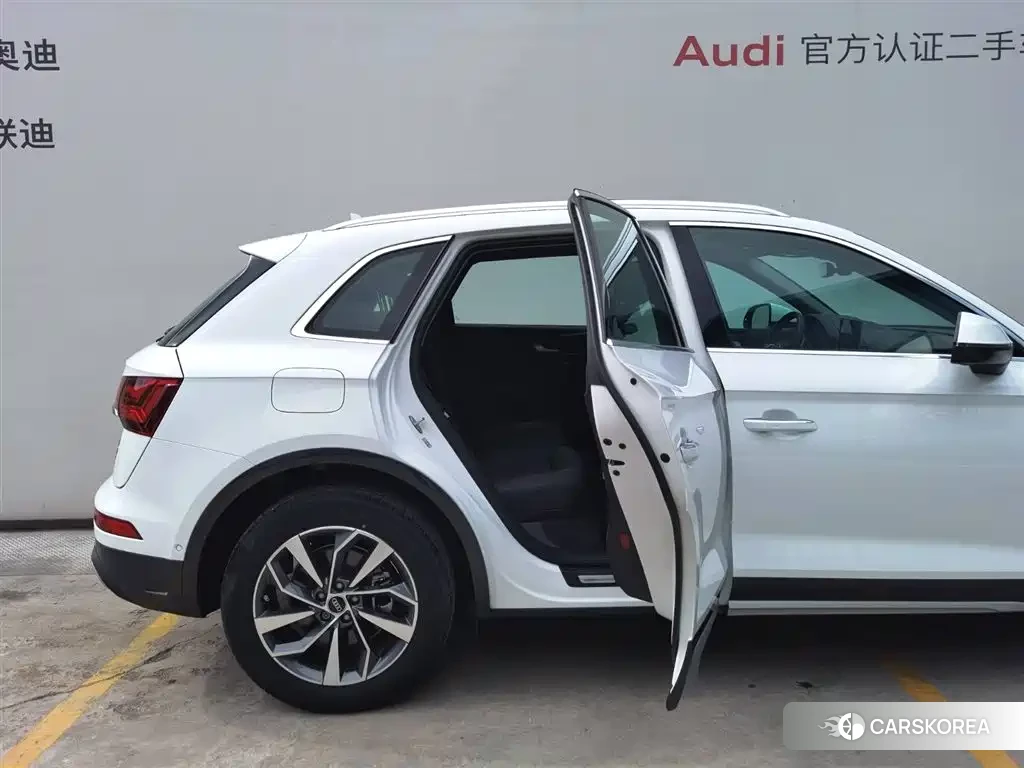 Audi Q5L id 4576367 из Китая 26
