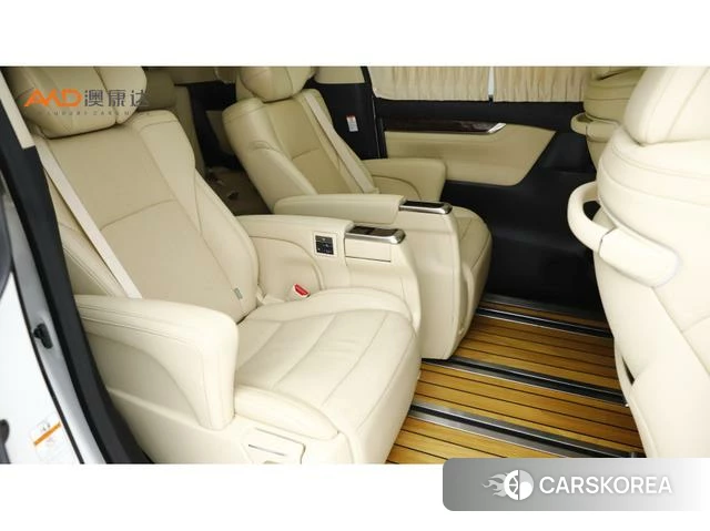 Toyota Elfa id 4299651 из Китая 8