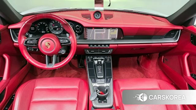 Porsche 911(992) id 4304171 из Кореи 34
