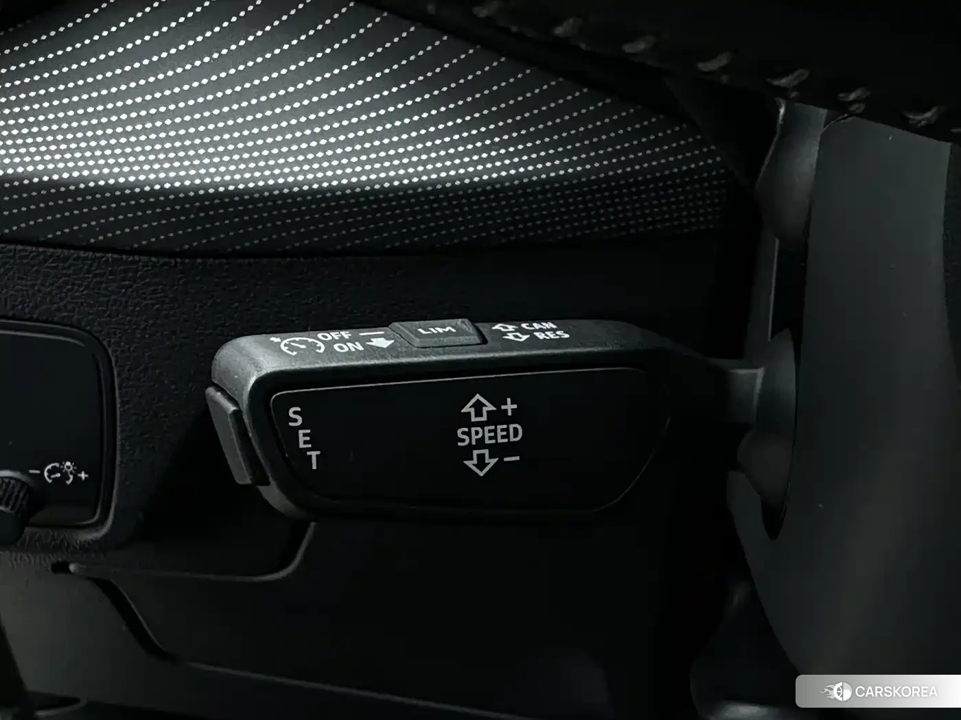 Audi Q2L id 4589312 из Китая 21