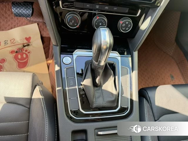 Volkswagen Magotan id 4301575 из Китая 16