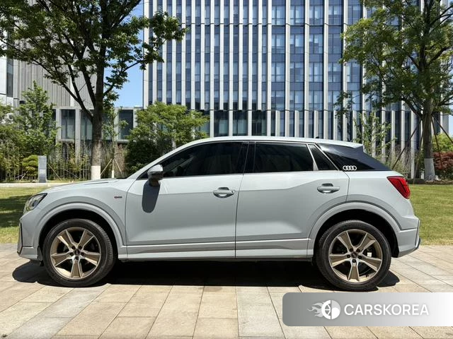 Audi Q2L id 4301459 из Китая 15