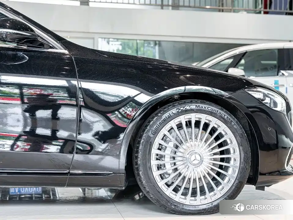 Mercedes-Benz Maybach S-Class id 4680450 из Китая 17