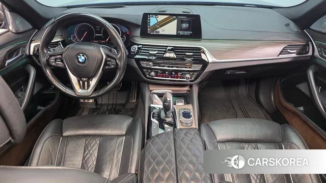 BMW 5 Series (G30) id 3861747 из Кореи 17