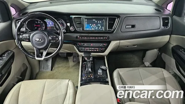 Kia All New Carnival id 2808612 из Кореи 17