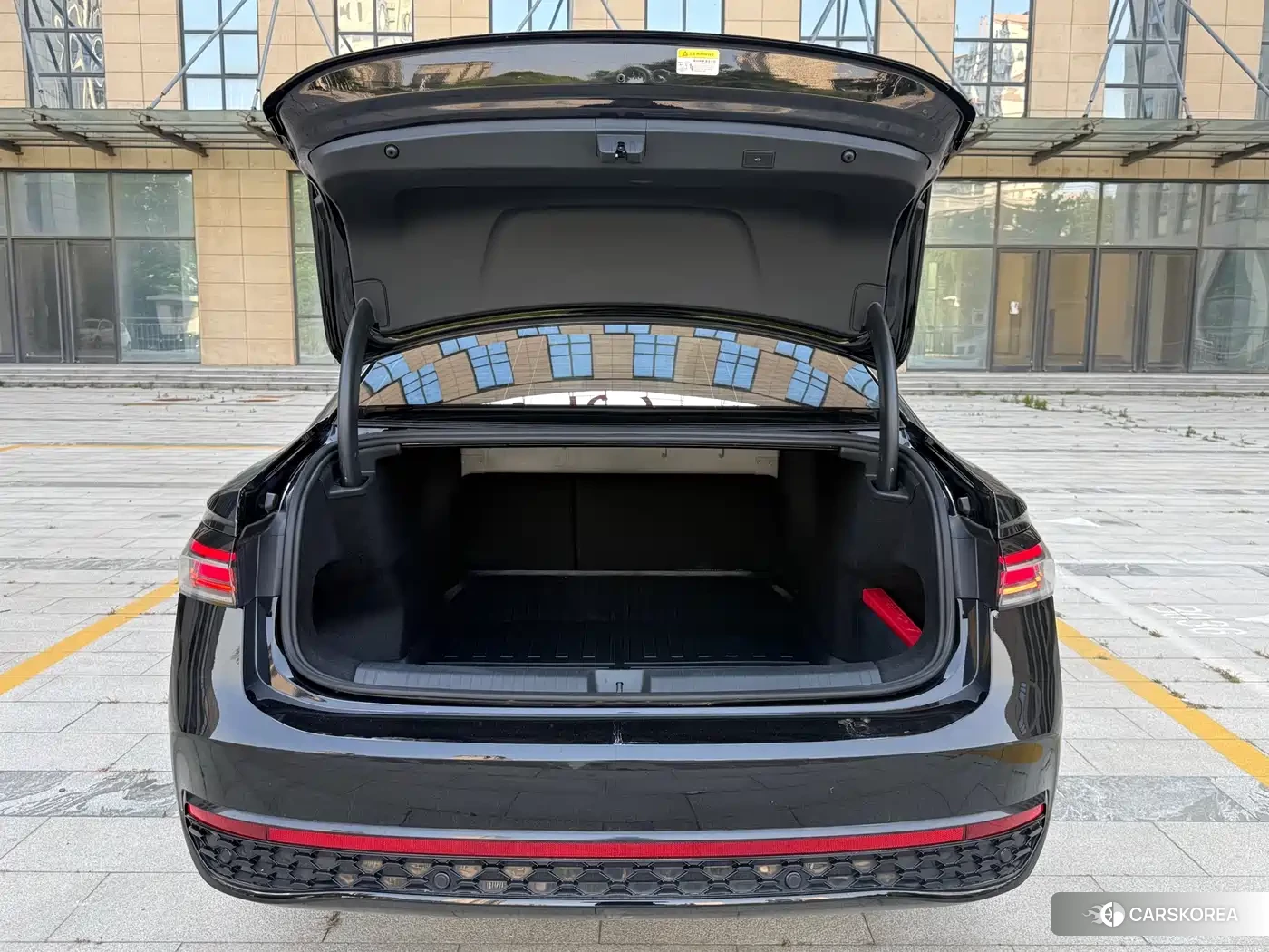 Volkswagen Passat id 4515375 из Китая 19