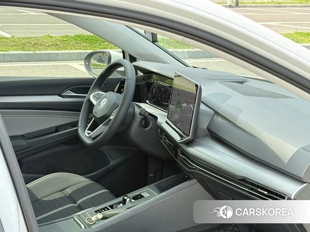 Volkswagen Golf id 4261340 из Китая 18