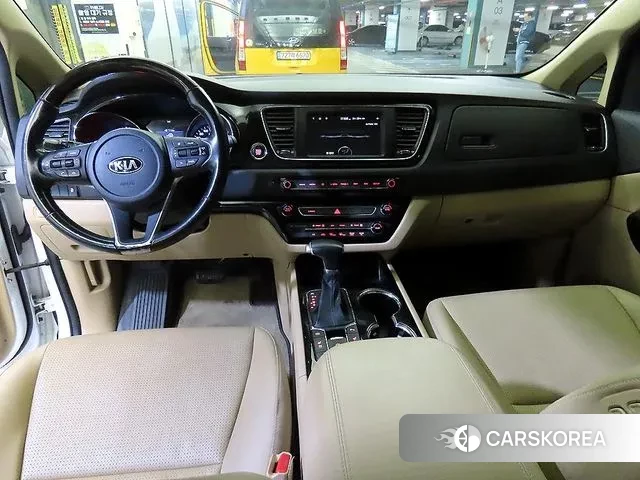 Kia The New Carnival id 3708806 из Кореи 17