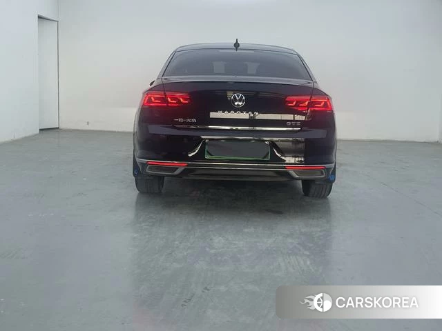 Volkswagen Magotan PHEV id 4297836 из Китая 7