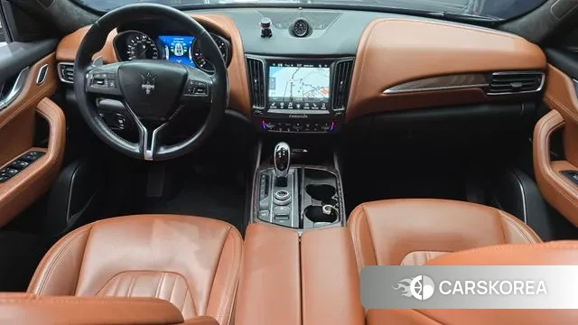 Maserati Levante id 3651774 из Кореи 17