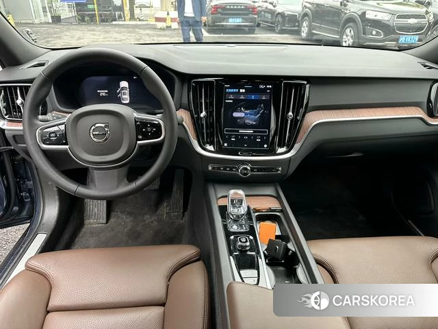 Volvo S60 id 4240247 из Китая 12
