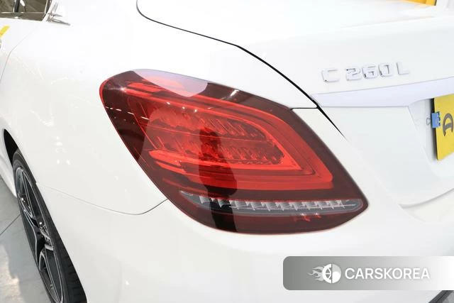 Mercedes-Benz Class C id 4299971 из Китая 17