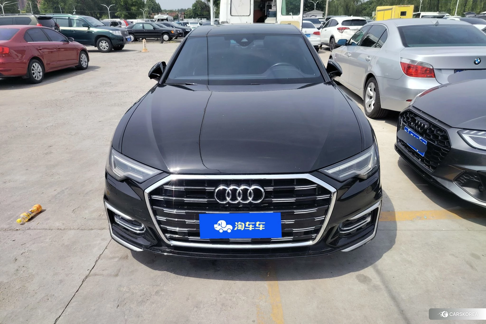 Audi A6L id 4504866 из Китая 14