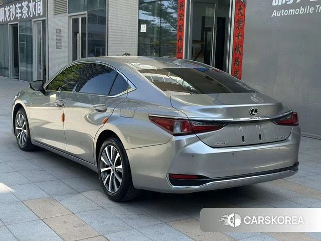 Lexus ES id 4221002 из Китая 25