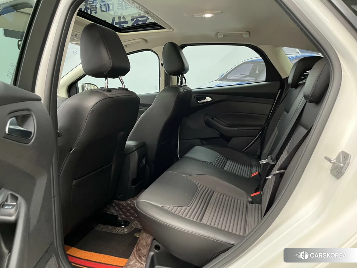 Ford Fox id 4407600 из Китая 15