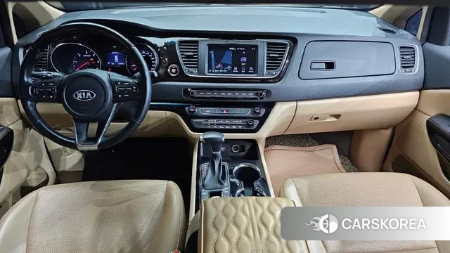 Kia The New Carnival id 2902800 из Кореи 17