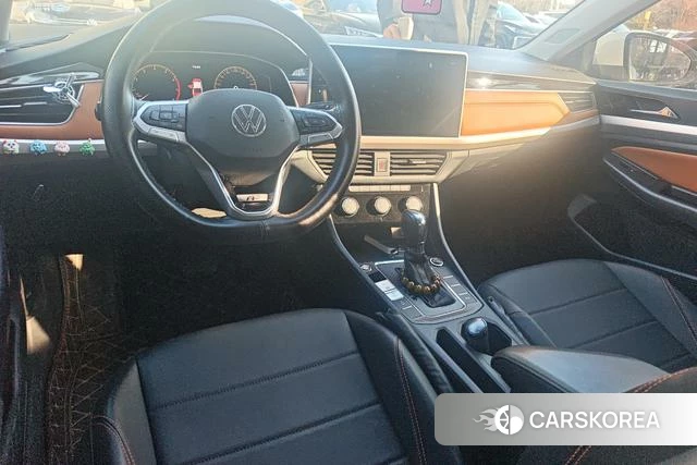 Volkswagen Bora id 4307356 из Китая 14