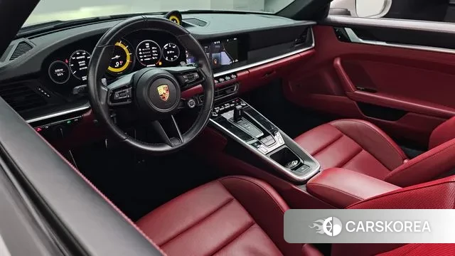 Porsche 911(992) id 3551909 из Кореи 17