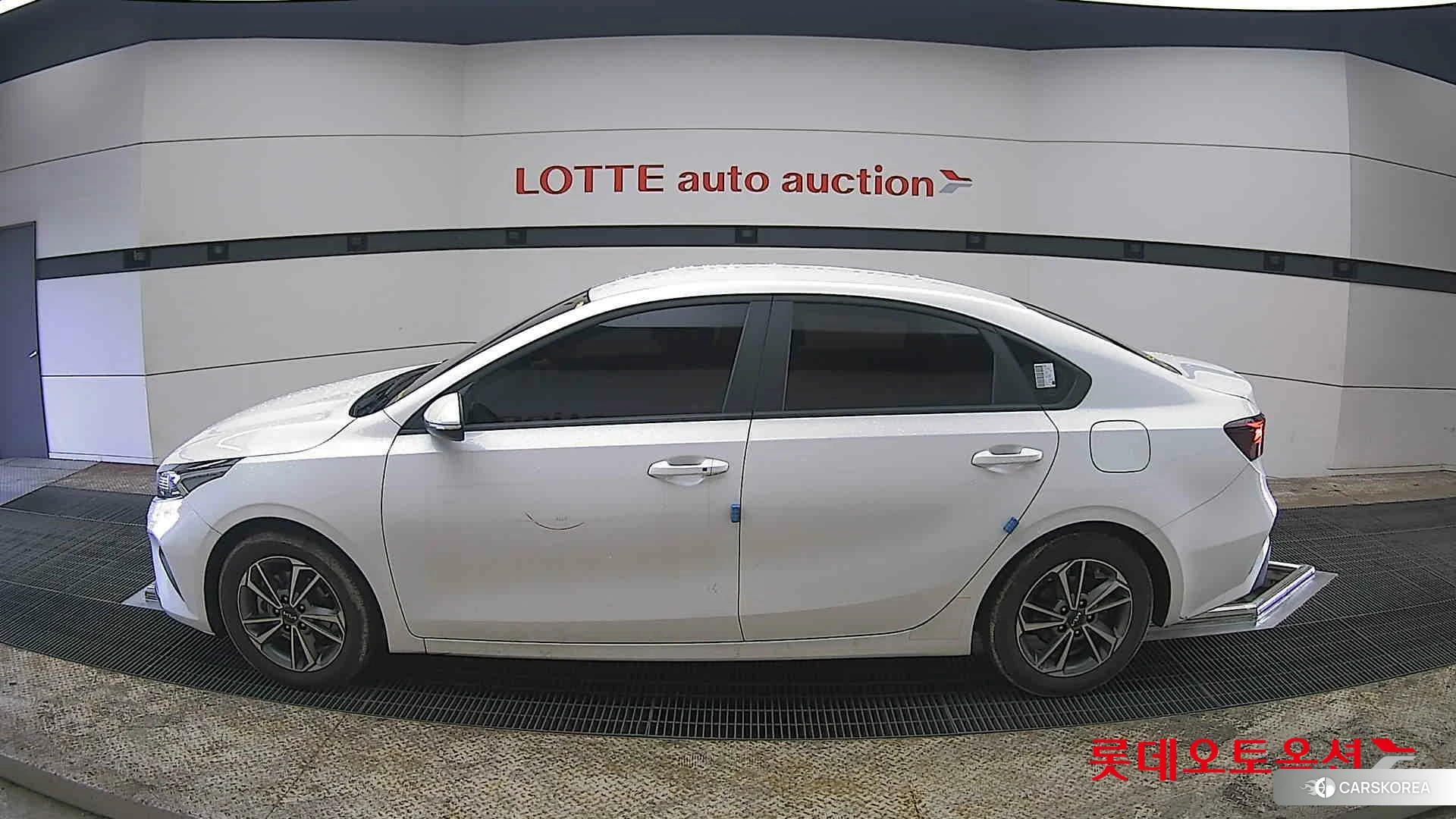 Kia K3 id 3869425 из Кореи 34