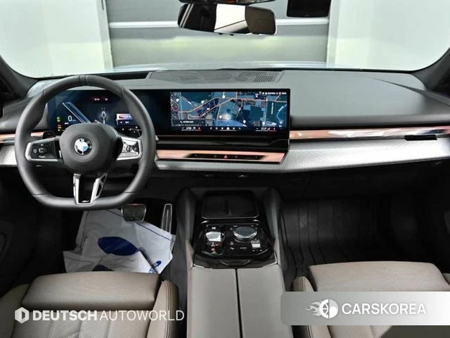 BMW 5 Series (G60) id 4499286 из Кореи 14