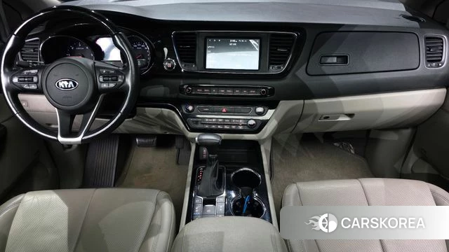 Kia The New Carnival id 4568725 из Кореи 32