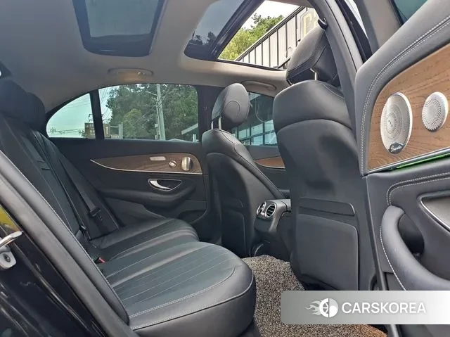 Mercedes-Benz E-Class W213 id 3340574 из Кореи 10