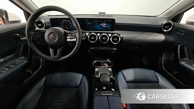 Mercedes-Benz A-Class W177 id 3873255 из Кореи 17