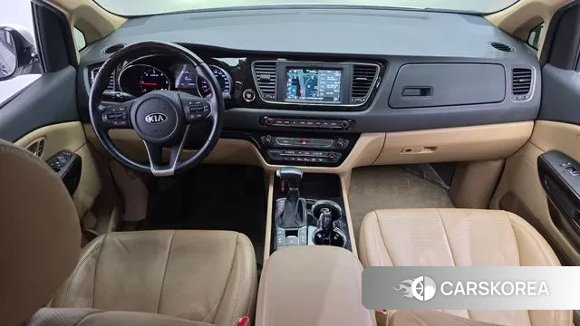 Kia The New Carnival id 3562685 из Кореи 17