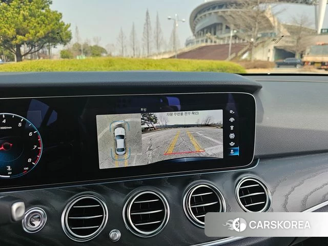 Mercedes-Benz E-Class W213 id 3850713 из Кореи 17