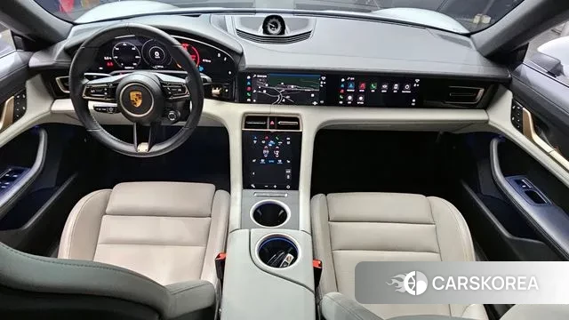 Porsche Taycan id 3447922 из Кореи 17