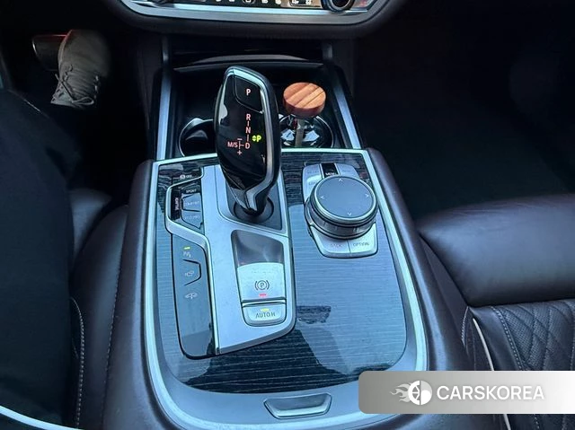 BMW 7 Series (G11) id 3819210 из Кореи 17