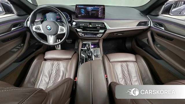 BMW 5 Series (G30) id 3807355 из Кореи 17