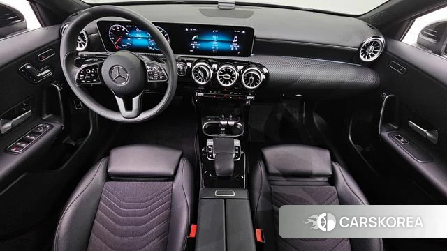 Mercedes-Benz A-Class W177 id 4362414 из Кореи 28