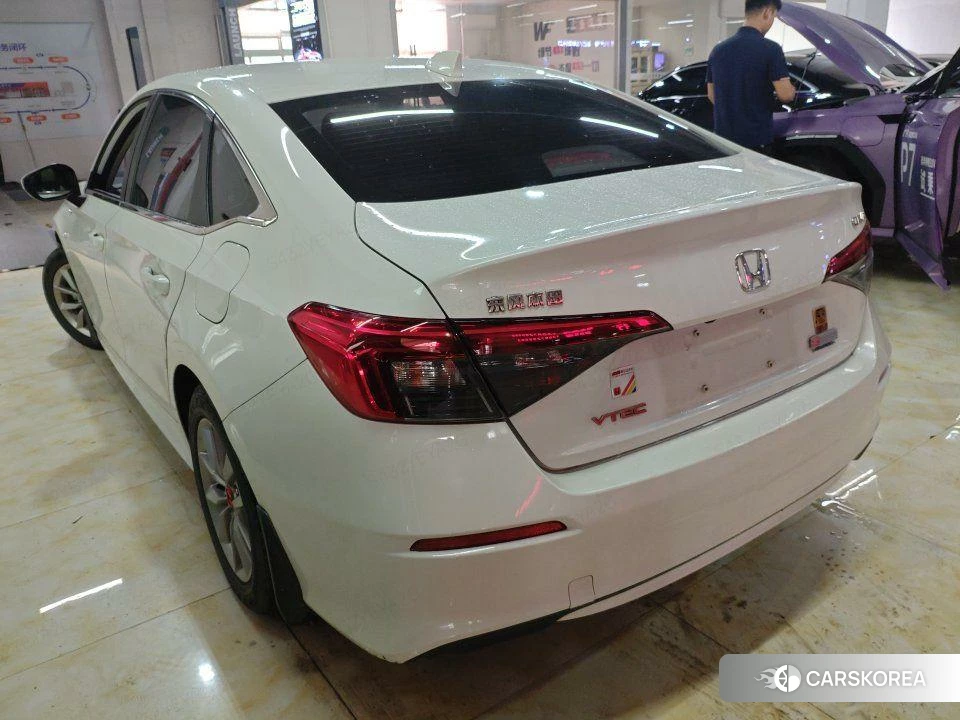 Honda Civic id 4513611 из Китая 13