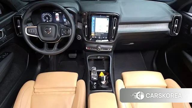 Volvo XC40 id 3551516 из Кореи 17