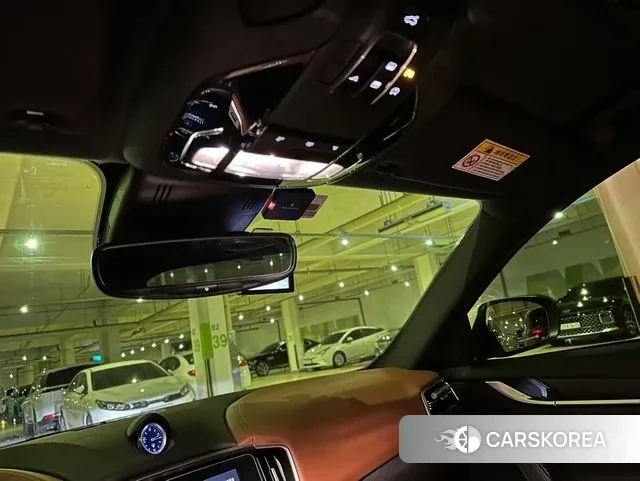 Maserati Ghibli id 3000364 из Кореи 12