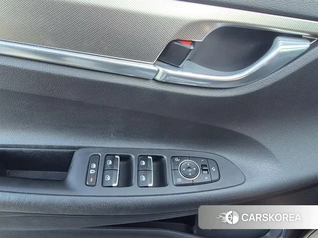 Hyundai The New Grandeur IG id 3601551 из Кореи 17