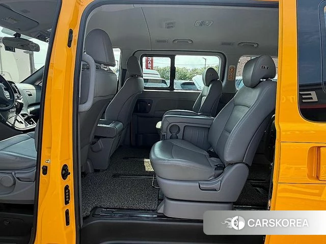 Hyundai The New Grand Starex id 4304422 из Кореи 17