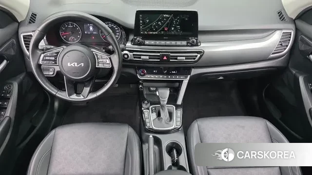 Kia Seltos id 3349170 из Кореи 17