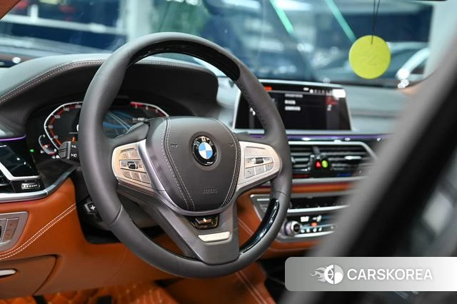 BMW 7 series id 4260623 из Китая 22