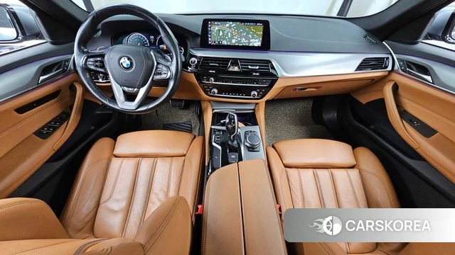 BMW 5 Series (G30) id 3829062 из Кореи 17