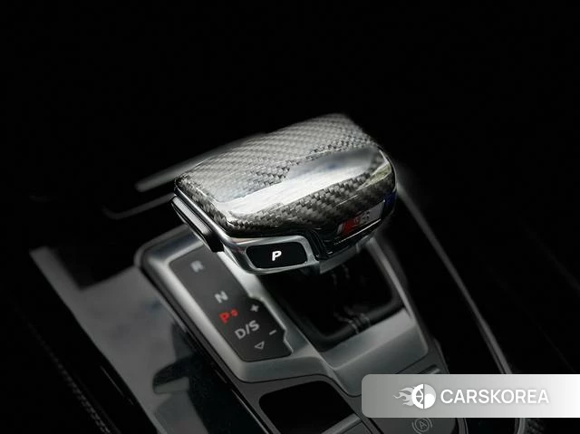 Audi Q5L id 4260736 из Китая 16