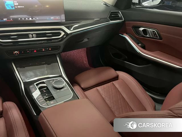BMW 3 series id 4359370 из Китая 16