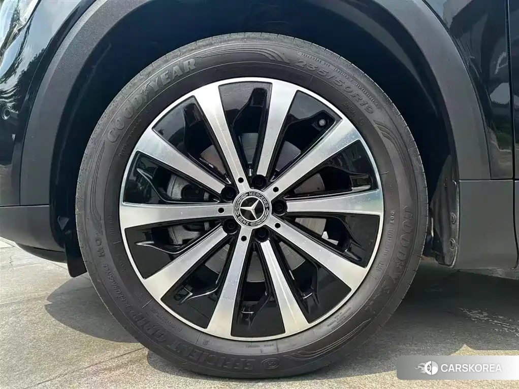 Mercedes-Benz GLB id 4559745 из Китая 17