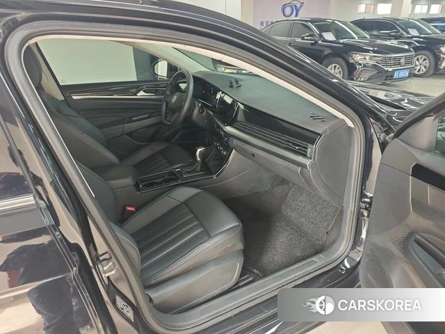 Volkswagen Passat id 3908021 из Китая 7