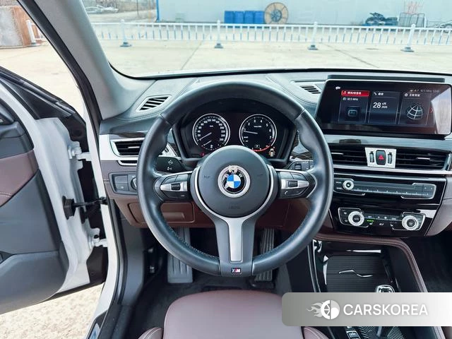 BMW X1 id 4259036 из Китая 16