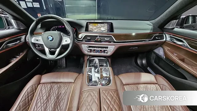 BMW 7 Series (G11) id 3478258 из Кореи 17